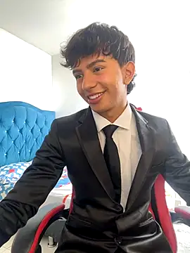 Leonarrrd 01 online show from November 5, 4:53 pm