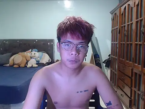 Prince hottie online show from July 11, 5:26 pm