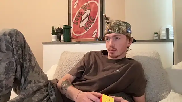 younghungginger online show from December 15, 7:53 pm