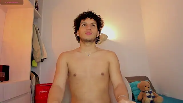 Curlblue online show from November 15, 5:53 am