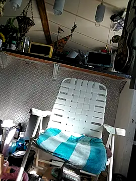 Snapshot of WillCum4Unow chatting on October 4, 2:22 pm WillCum4Unow online show from October 4, 2:22 pm