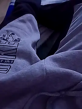 Snapshot of vadszex31 chatting on January 8, 3:17 pm vadszex31 online show from January 8, 3:17 pm