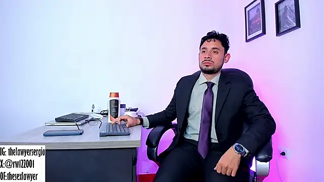 Snapshot of thesexlawyer1 chatting on December 5, 7:18 pm thesexlawyer1 online show from December 5, 7:18 pm