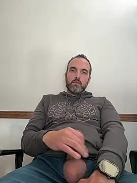 leon3875 online show from May 8, 3:23 pm