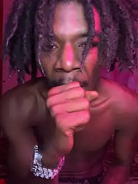 Snapshot of lolalaii chatting on December 26, 5:15 am lolalaii online show from December 26, 5:15 am