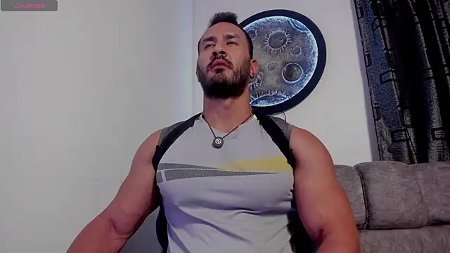 curt xxx online show from April 7, 2:22 am