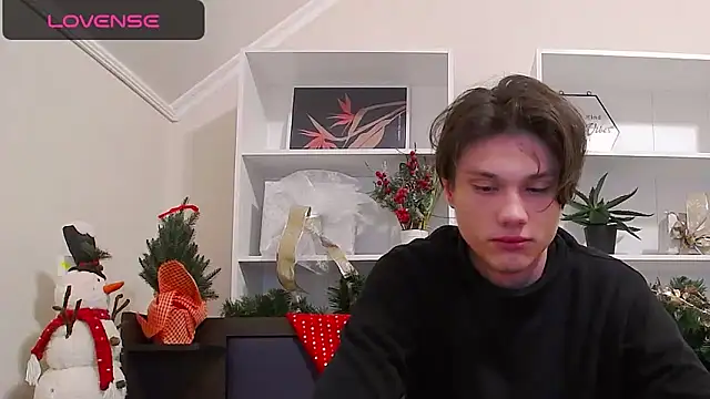 CalvinCay online show from December 20, 10:11 pm