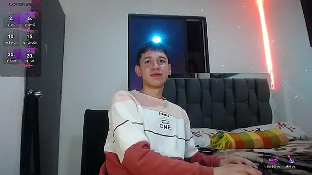Snapshot of Mr_daren_ chatting on February 21, 5:42 pm Mr daren  online show from February 21, 5:42 pm
