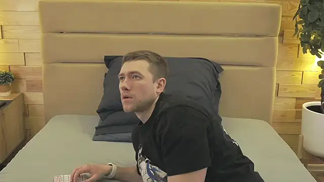 EthanPinkman online show from April 18, 4:25 am