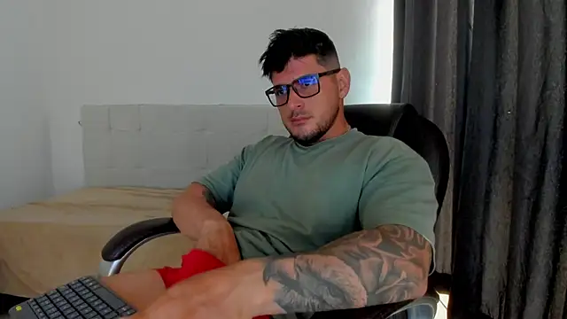 Teilor Creed online show from April 11, 7:50 pm