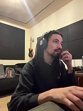 hotcamboy420 online show from December 5, 3:35 am