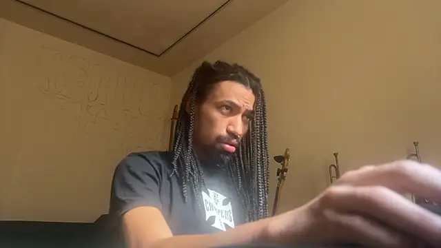 hotcamboy420 online show from November 1, 4:00 pm