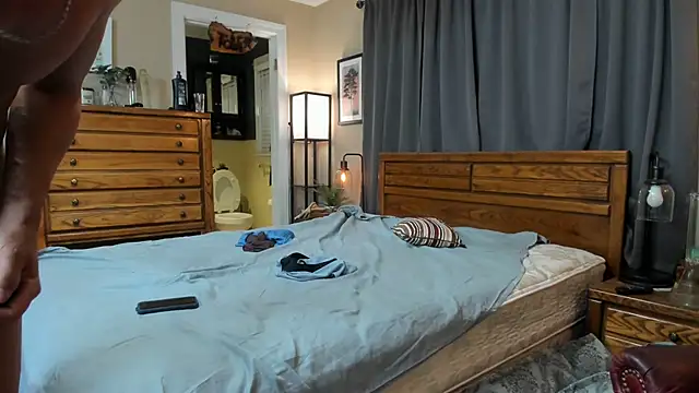 Snapshot of mowingman26 chatting on September 16, 10:05 am mowingman26 online show from September 16, 10:05 am