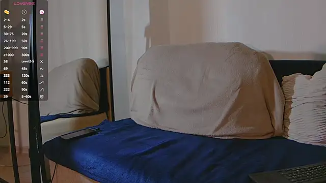 sweetbubble11 online show from November 23, 9:37 pm