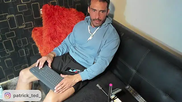 Snapshot of george__69 chatting on March 15, 5:59 pm george  69 online show from March 15, 5:59 pm