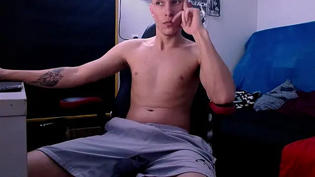 deividcloud36 online show from February 6, 9:33 pm