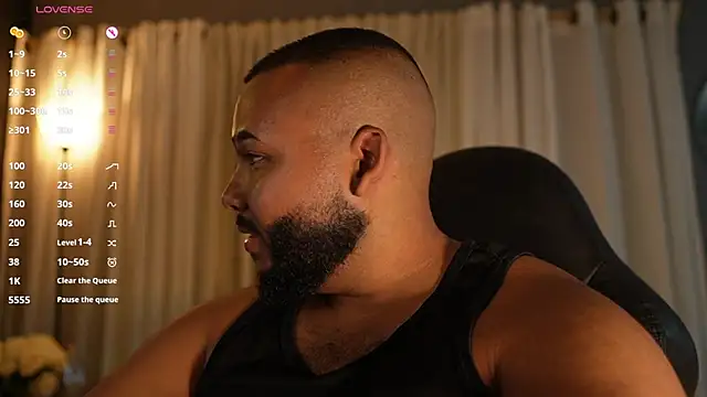 Snapshot of DilanJonnes_ chatting on September 22, 11:37 pm DilanJonnes  online show from September 22, 11:37 pm