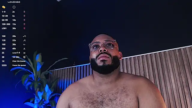 Snapshot of DilanJonnes_ chatting on January 17, 8:48 pm DilanJonnes  online show from January 17, 8:48 pm