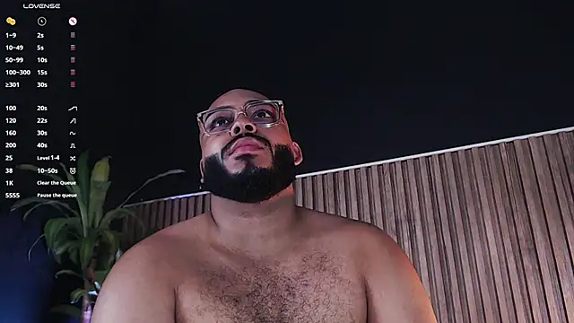 Snapshot of DilanJonnes_ chatting on January 11, 10:51 pm DilanJonnes  online show from January 11, 10:51 pm