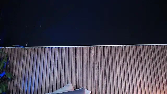 Snapshot of DilanJonnes_ chatting on February 16, 5:37 am DilanJonnes  online show from February 16, 5:37 am