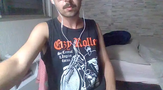 Carioca98Lapa online show from December 3, 4:35 am