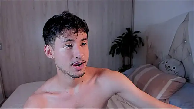 dimitri targaryen online show from September 14, 11:40 pm