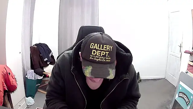 PKrisztian online show from March 30, 9:32 am