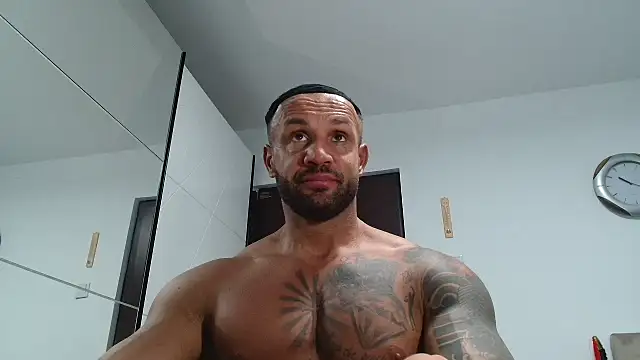 Magnificmuscles89 online show from January 31, 8:18 pm