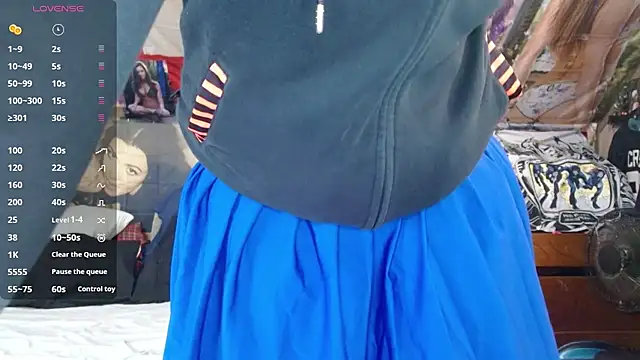 cosmicjones online show from November 4, 12:39 pm