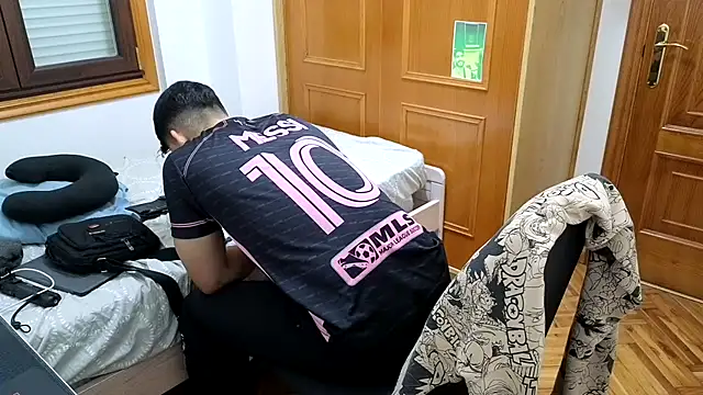 Snapshot of Jackyrose chatting on February 18, 3:21 pm Jackyrose online show from February 18, 3:21 pm