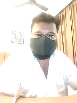 Hunk-Hand6 online show from November 12, 10:43 am