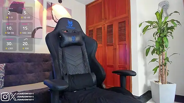  joansoto online show from September 9, 2:05 pm