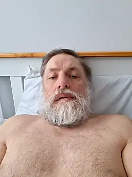 Outdoorsexlover online show from March 5, 9:05 am