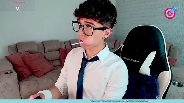 Niico Cruz online show from January 18, 10:56 pm