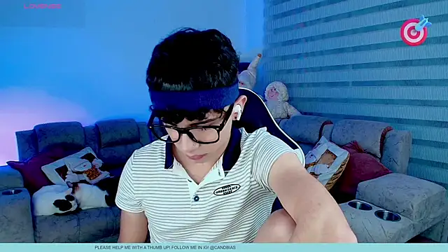 Niico Cruz online show from December 5, 11:12 pm