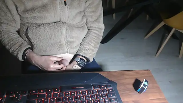 Adri gard online show from March 25, 9:52 pm