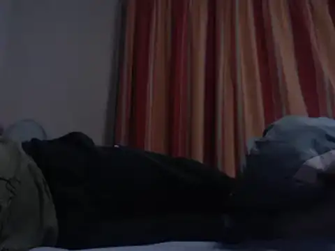 Snapshot of gentleman404040 chatting on December 2, 6:19 pm gentleman404040 online show from December 2, 6:19 pm