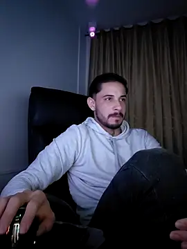 Erick Wall online show from February 3, 9:58 am