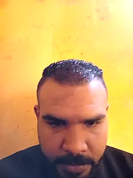 Snapshot of ListedLoin chatting on January 31, 8:01 am ListedLoin online show from January 31, 8:01 am