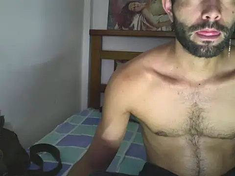 Snapshot of hideonbush051 chatting on October 21, 4:48 am hideonbush051 online show from October 21, 4:48 am