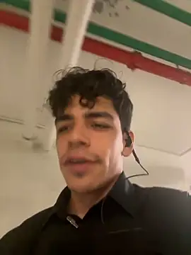 MrDareLover online show from March 20, 1:59 pm