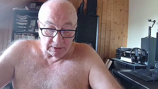 biggandybig online show from May 24, 8:42 am