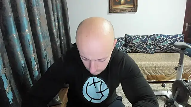 xxxWildxThoughtsxxx online show from October 12, 9:42 pm