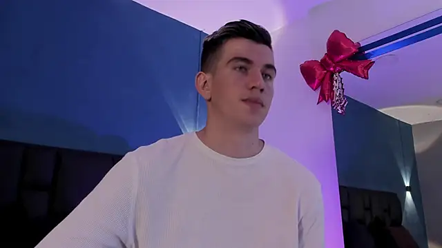 MikaelSlow online show from February 24, 3:40 am