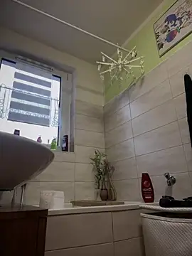 hawkyyy71222 online show from January 17, 7:30 am