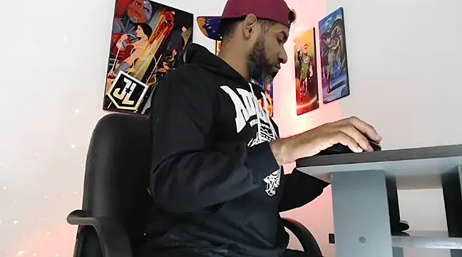 Enriblack92 online show from December 30, 4:09 am