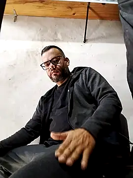 Daos69 online show from December 21, 1:52 pm