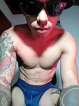 chero 95 online show from October 31, 12:52 pm