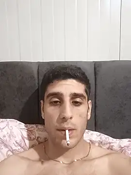 arenn1997 online show from April 3, 10:39 pm