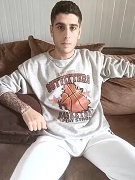 arenn1997 online show from March 27, 12:17 pm